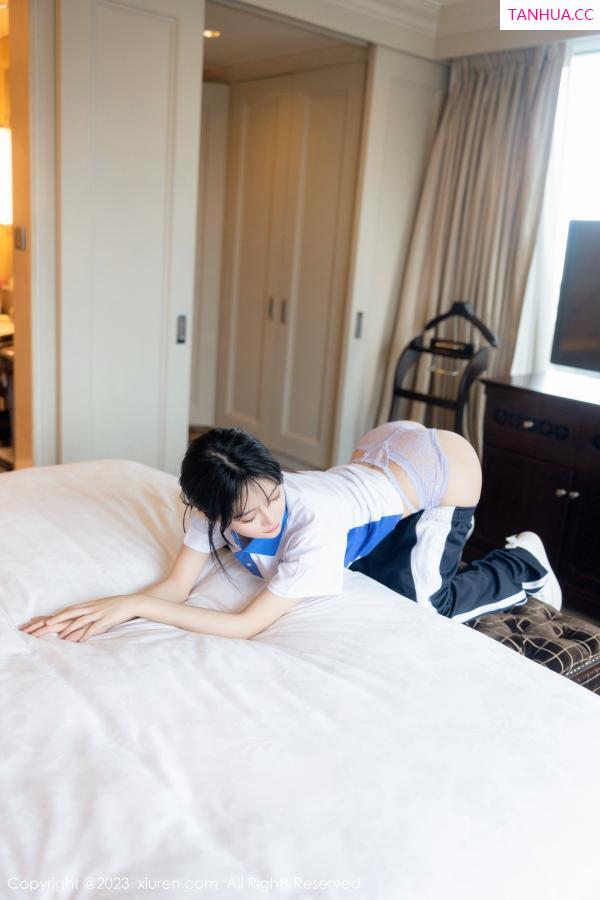   [XiuRen]高清写真图 2023.07.14 No.7085 幼幼 学生美腿第56张图片
